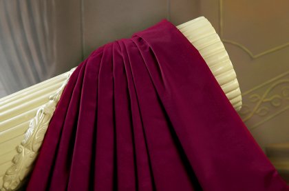 Terciopelo granate vino